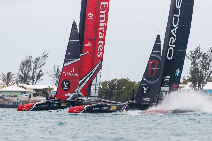 24/06/17 Louis Vuitton America's Cup Match Racing Day 3. Emirates Team New Zealand vs. Oracle Team USA races 5 & 6. Copyright: Richard Hodder / Emirates Team New Zealand