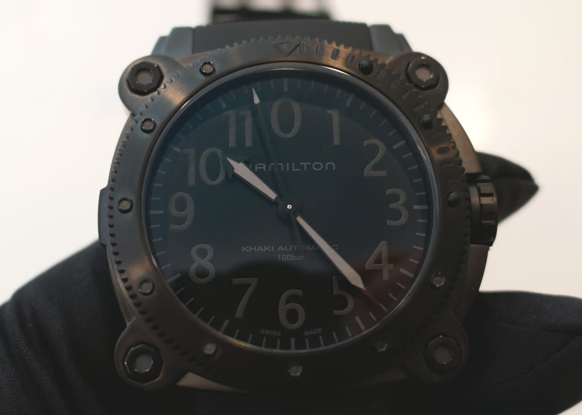 新作時計》フルブラックで人気を博したハミルトンのダイバーズウオッチ 