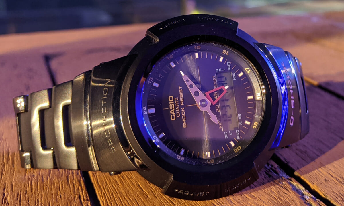 新品 CASIO G-SHOCK AWM-500-1AJF フルメタル 腕時計-