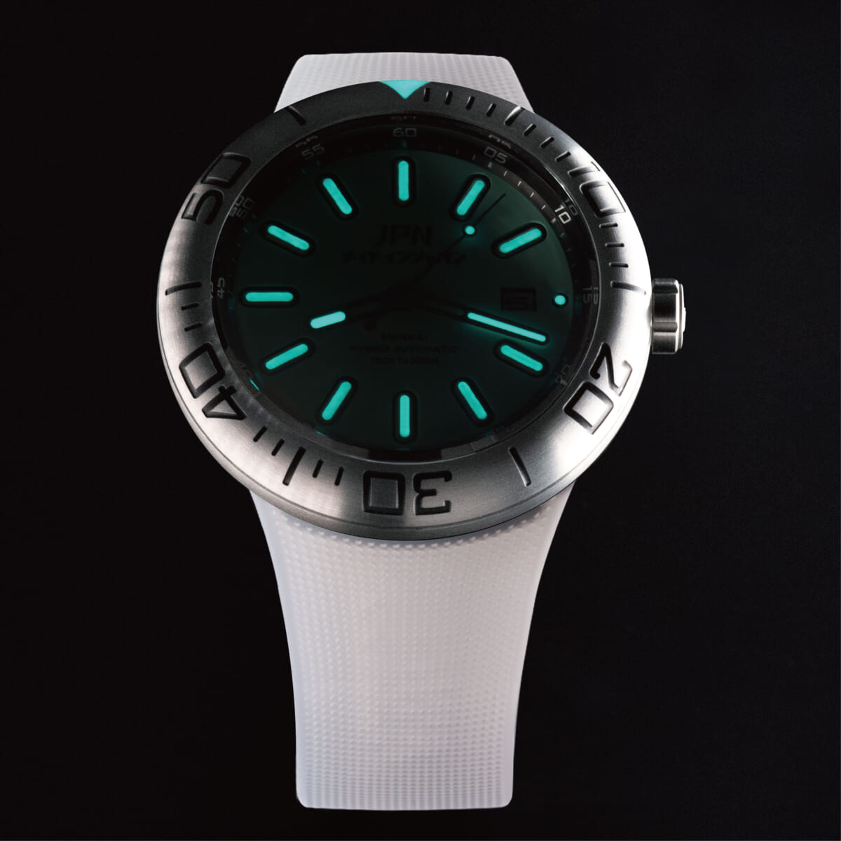 注目の国産時計ブランド【JPN】からチタンケースの軽量ダイバーズ