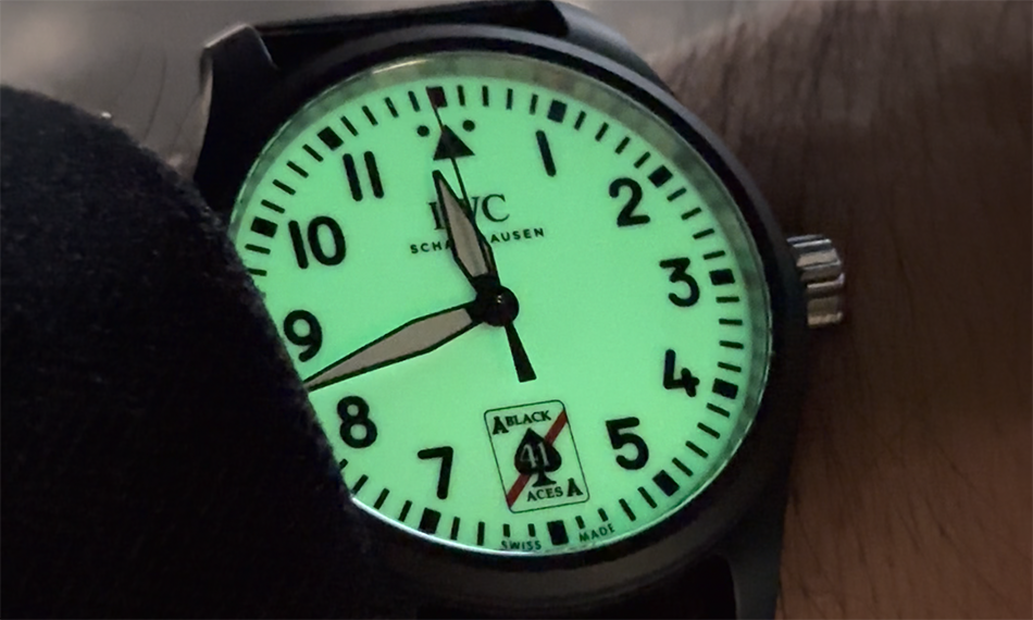 IWCシャフハウゼン初の全面夜光ダイアルを採用した「パイロット
