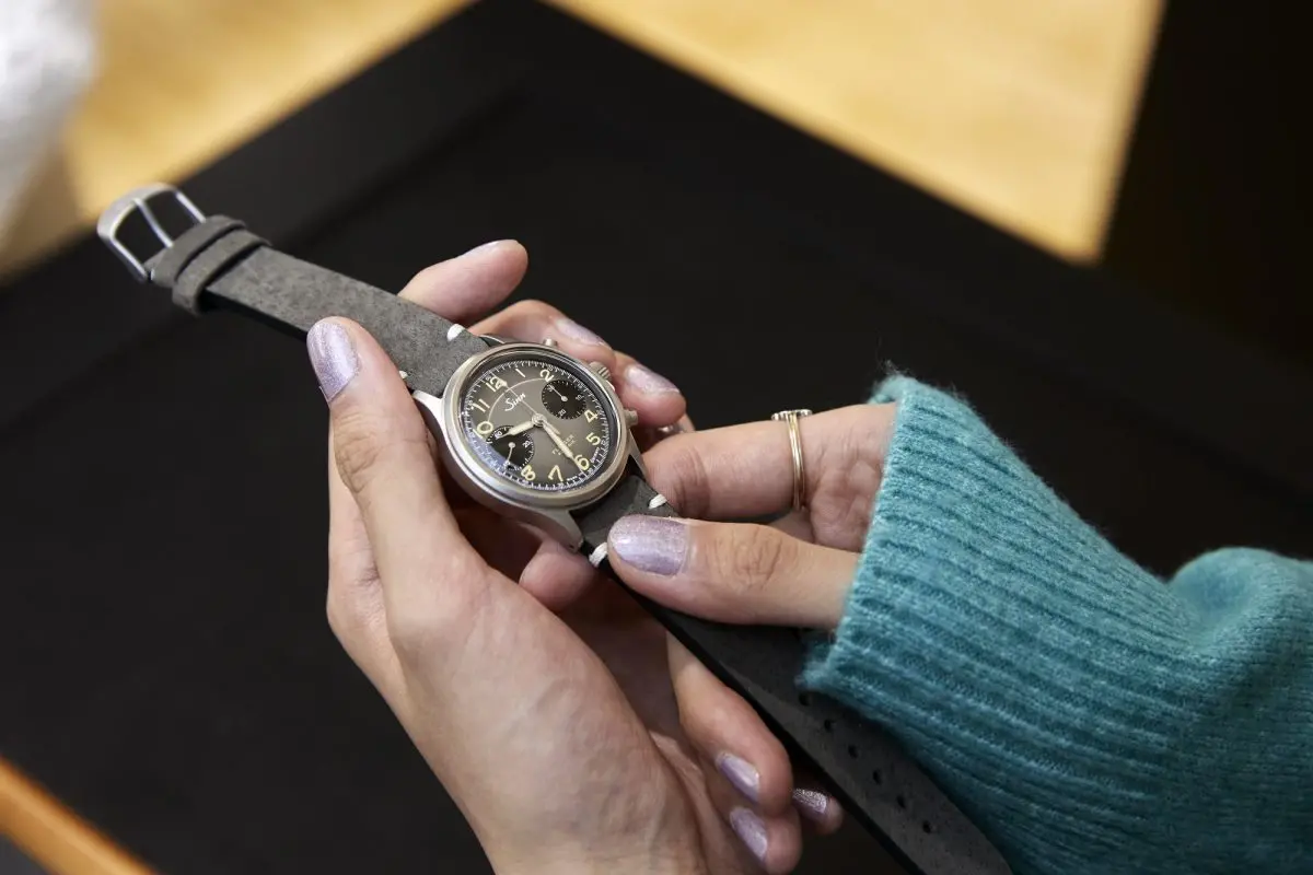 自分に似合う腕時計を探せ！ 学芸大青春・仲川 蓮の“イーニーミーニー