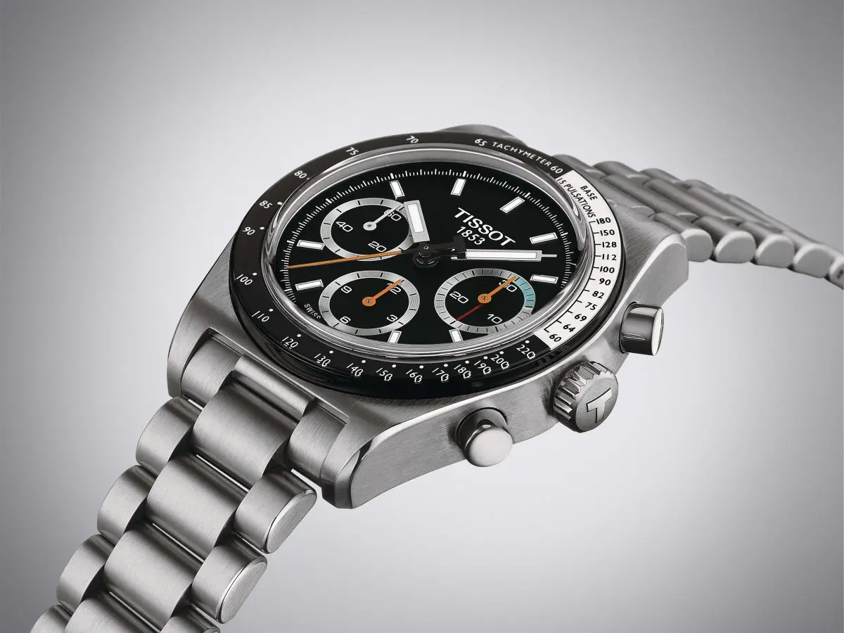 TISSOT ティソ　クォーツ　サファイアクリスタル TISSOT ティソ T097407 SAPPHIRE CRYSTAL T-クラシック