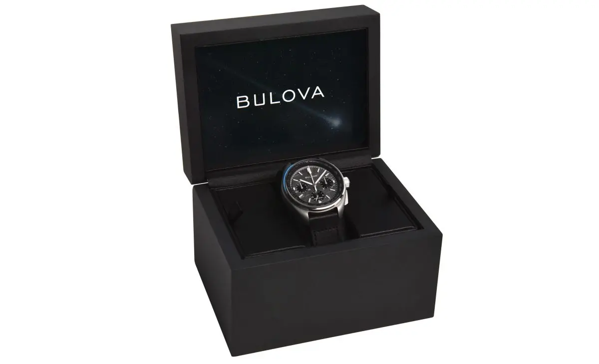 世界5000本限定 稀少な隕石を使用した文字盤が魅力の腕時計が登場