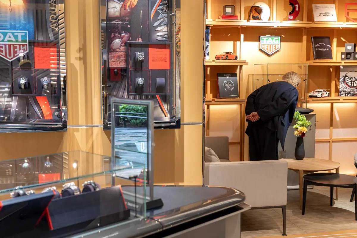 自分に似合う腕時計を探せ！ 学芸大青春・仲川 蓮の“イーニーミーニー