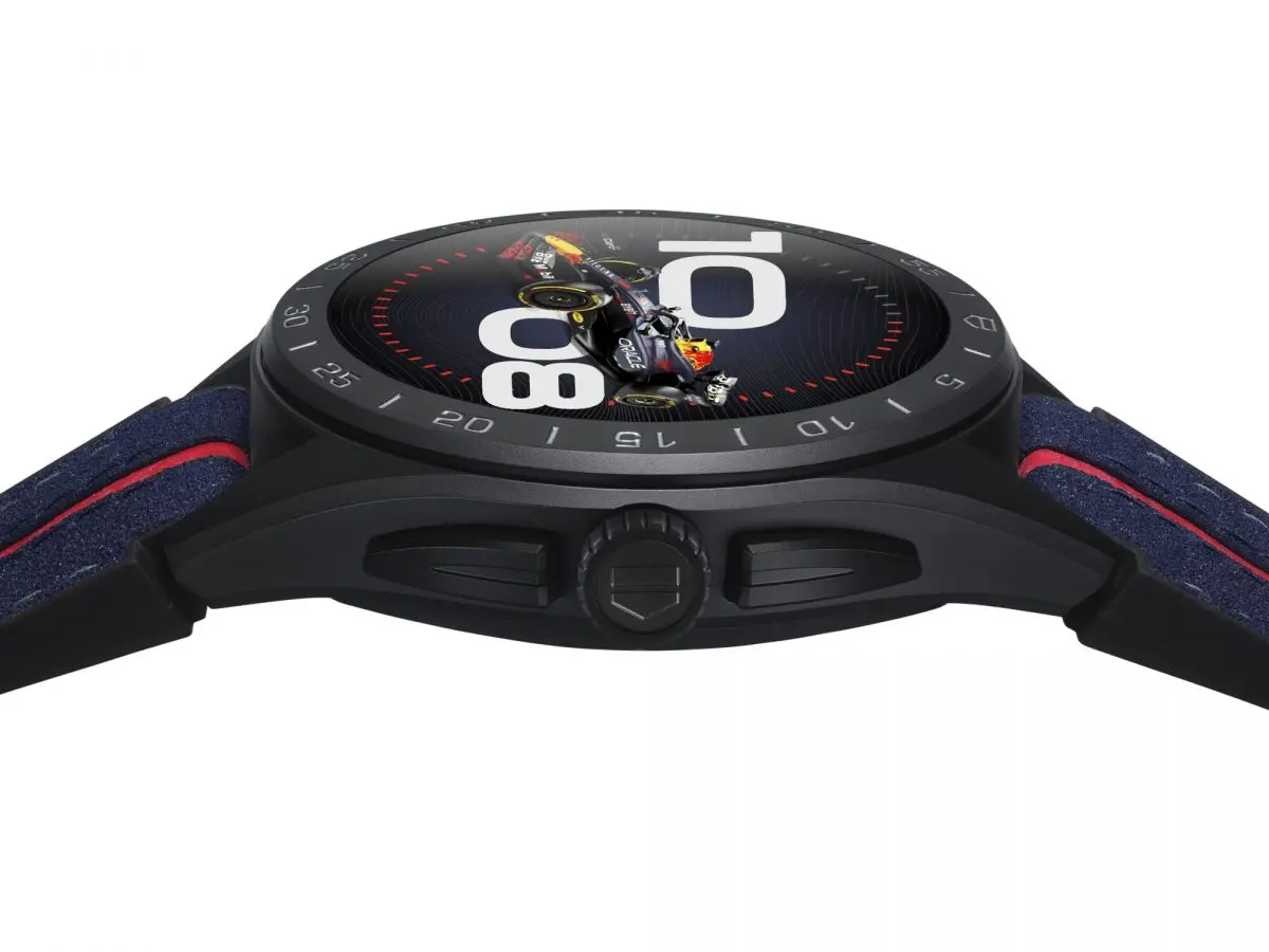 新品同様　タグホイヤー　コネクテッド　E4 レッドブルレーシングエディション 新作入荷】タグ・ホイヤー コネクテッド キャリバーE4 Oracle Red Bull