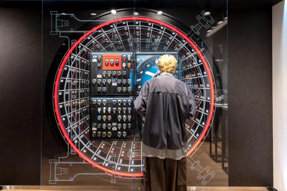 自分に似合う腕時計を探せ！ 学芸大青春・仲川 蓮の“イーニーミーニー