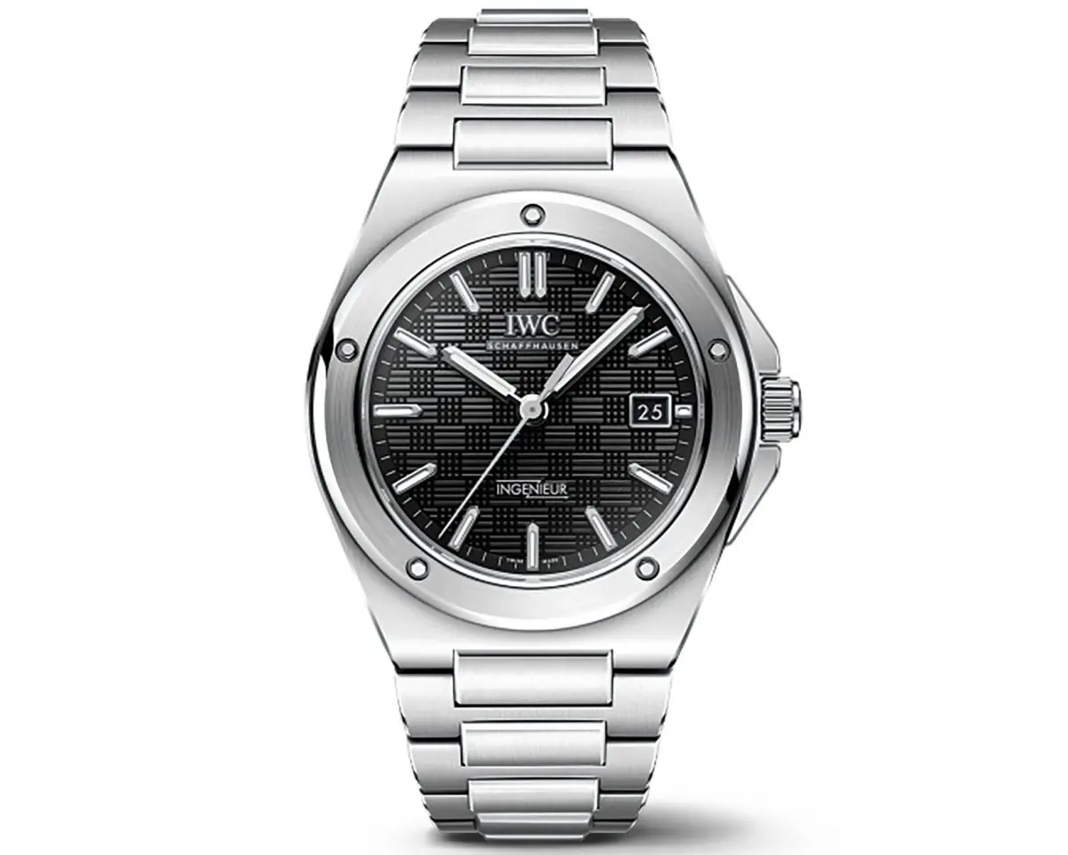 1世紀半以上の歴史を紡ぐ【IWC】の類まれな構造美をアイコニックな