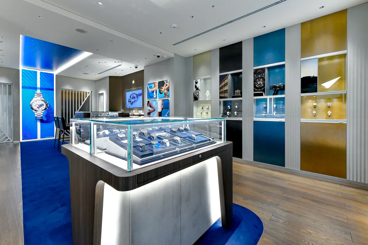 タイヤ時計カラーもサイズも自由に選べる Tendence（テンデンス） 【ブランド直営店】[レビュー特典あり