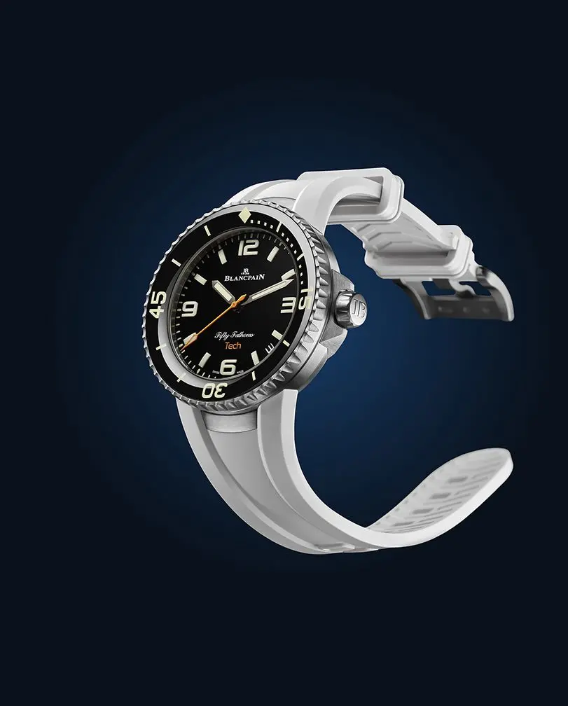 ブランパンのプロ仕様ダイバーズはラバーストラップ交換が数秒で完了