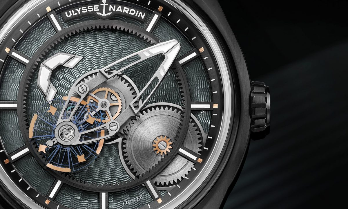 日本のファンのためのスペシャルウオッチ「フリーク X グレー エナメル