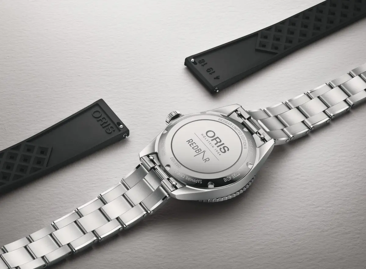 深紅のフュメダイアルに注目！【オリス】世界的なウオッチコミュニティ