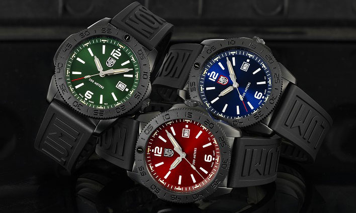 ルミノックス】オールブラックに鮮やかなカラーダイアルを組み合わせた