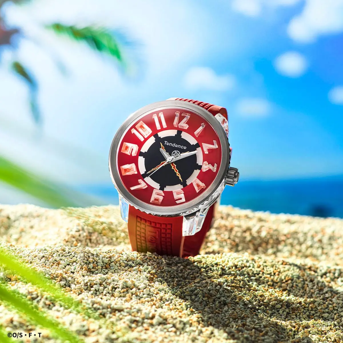 ONE PIECE』＆『E.T.』＆『頭文字D』3つの名作を腕元で味わう