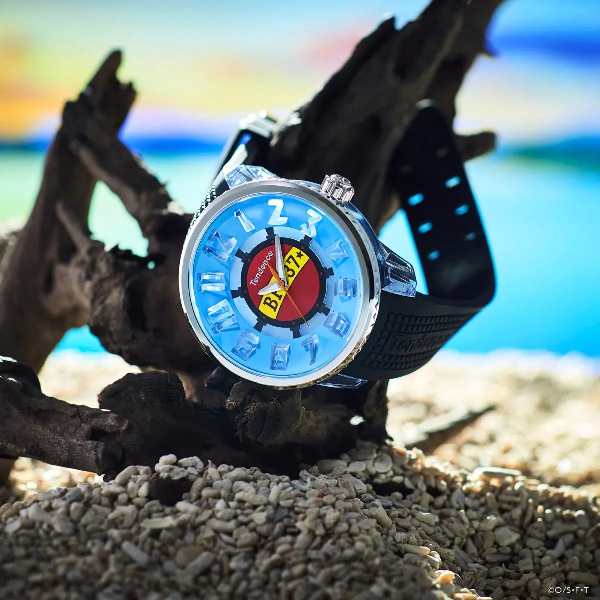 ONE PIECE』＆『E.T.』＆『頭文字D』3つの名作を腕元で味わう