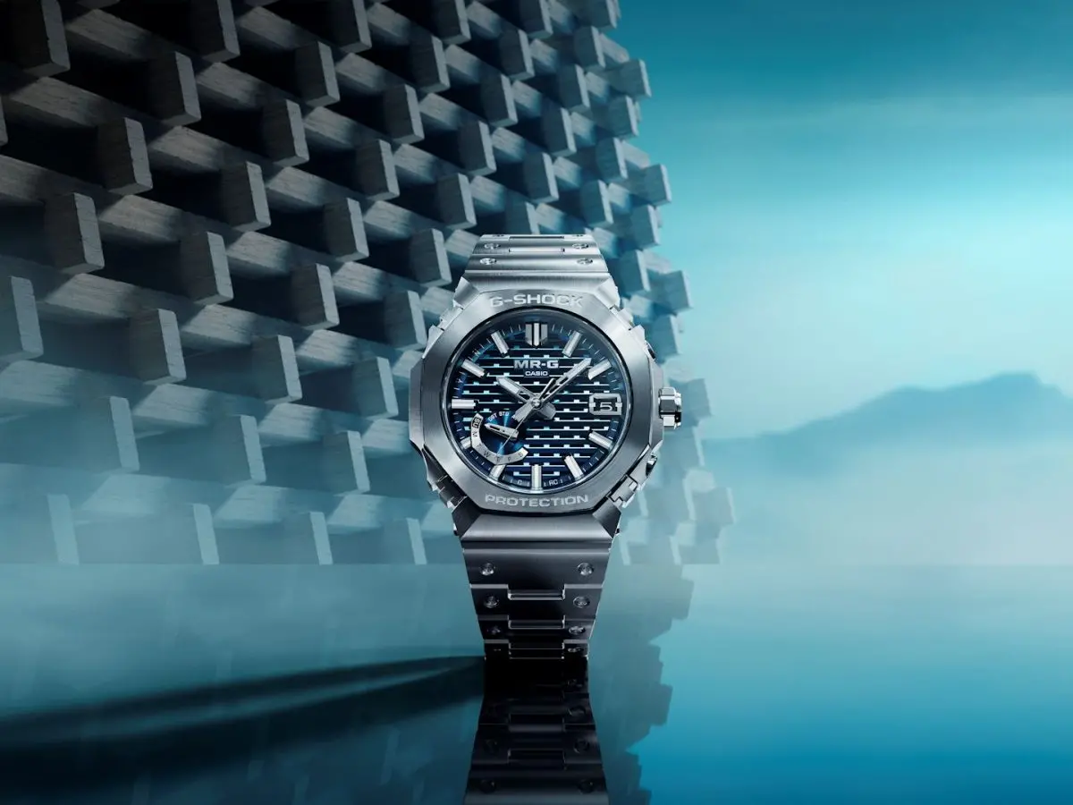 G-SHOCKの最高峰が到達した日本の美。伝統色「縹色（はなだいろ）」と
