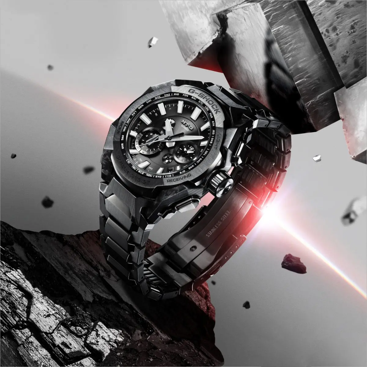 G-SHOCK】マグマの鼓動を宿す「マッドマスター」とAI設計による新世代